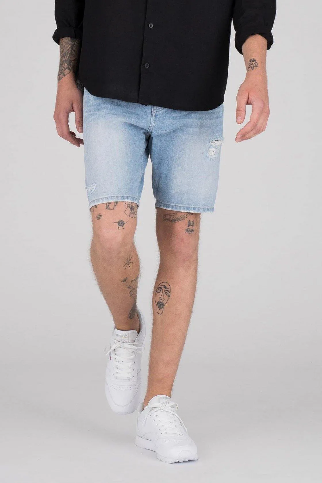 Bay Shorts - Light Blue Ripped