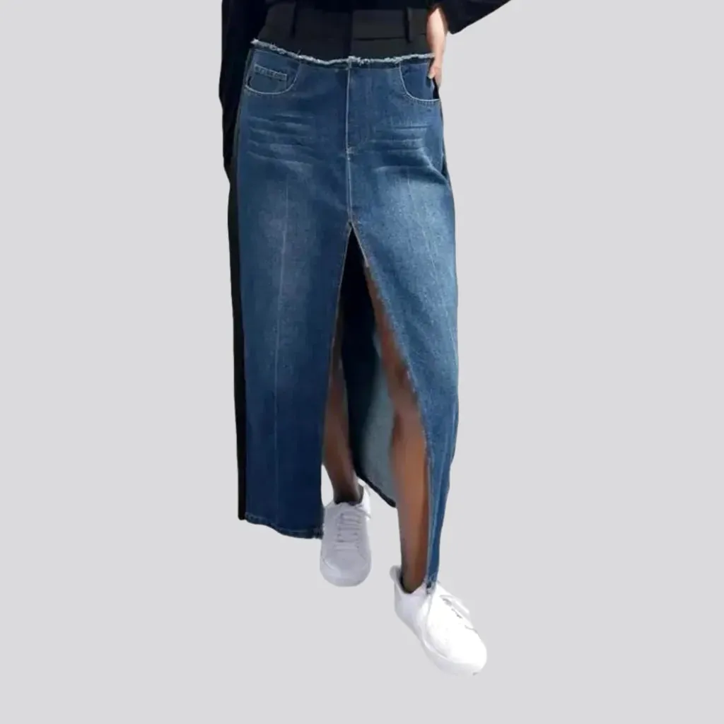 Front-slit women's jean skirt