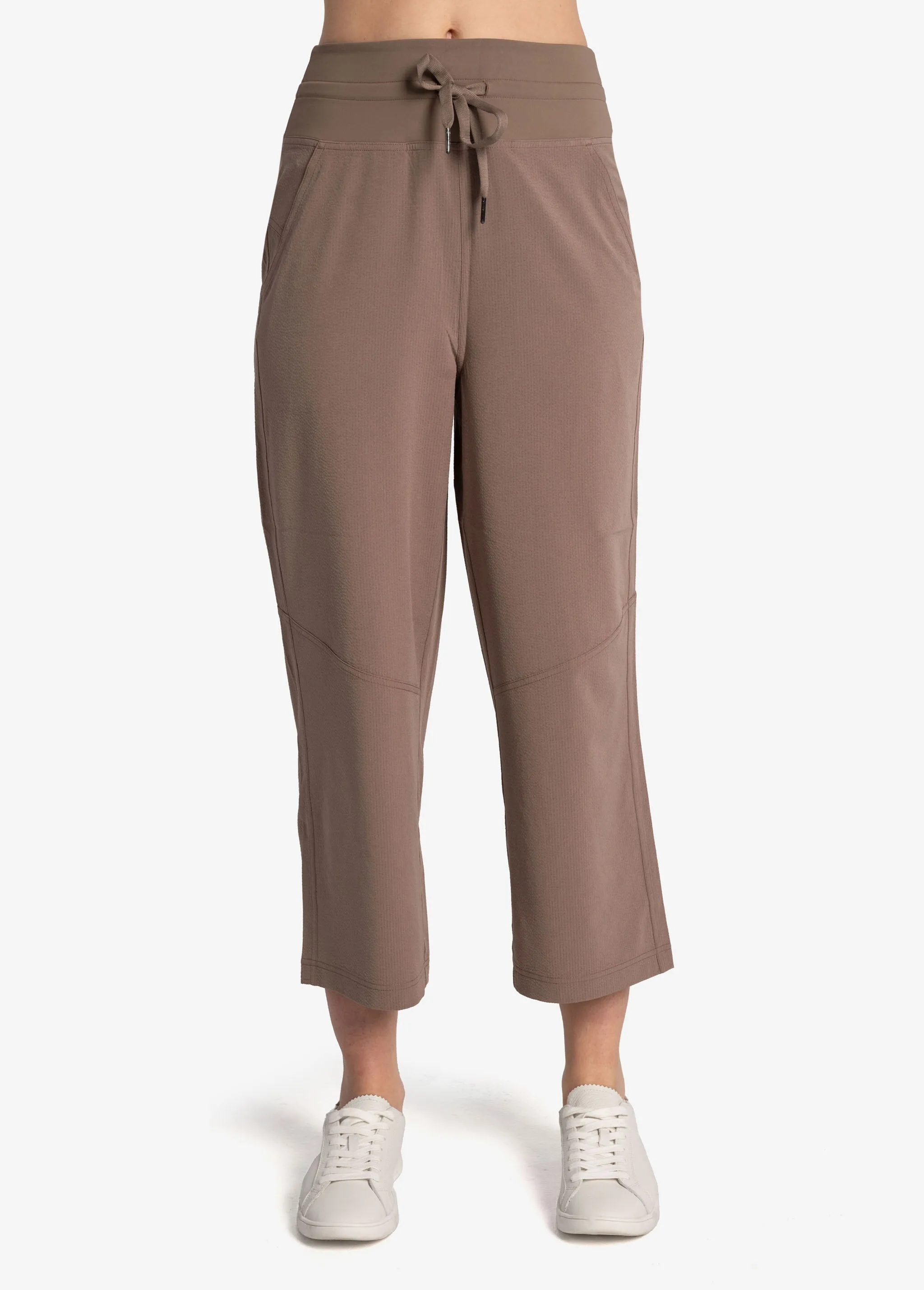 Momentum Cropped Pants