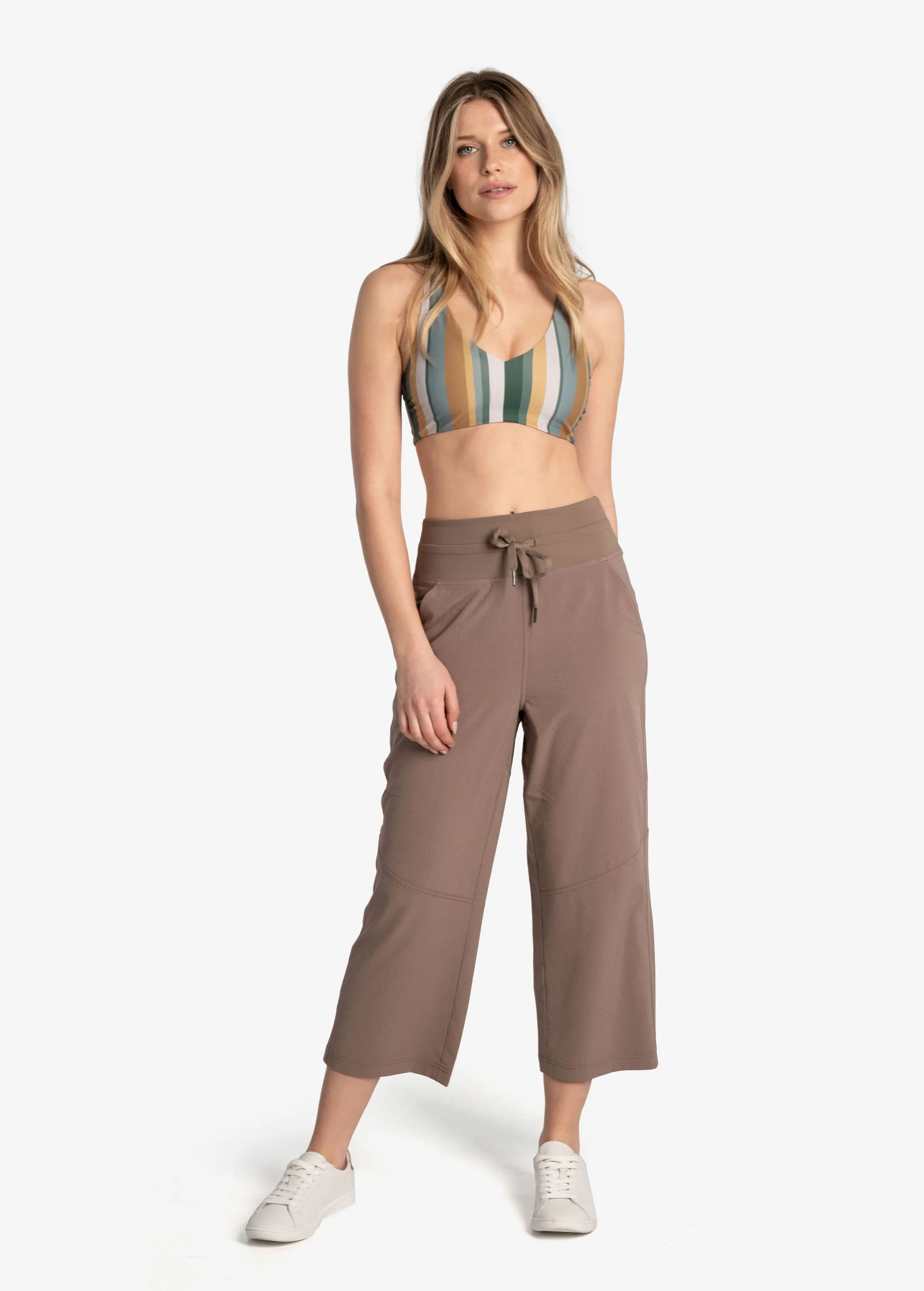 Momentum Cropped Pants