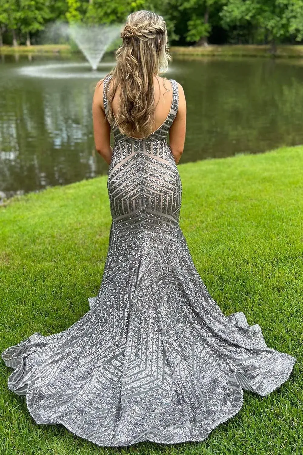 Red Sparkly Deep V Neck Sequin Mermaid Prom Dress