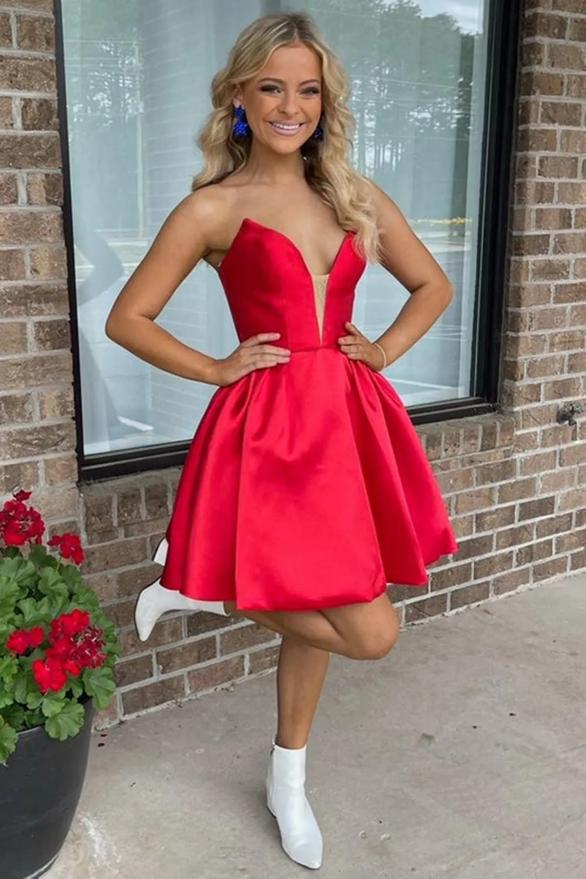 V Neck Red Satin Prom Dress, V Neck Red Homecoming Dress, Short Red Formal Graduation Evening Dress A1897