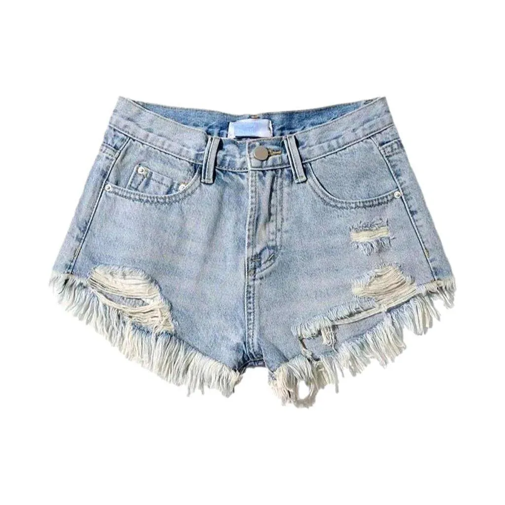 Wide women's distressed jean shorts