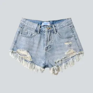 Wide women's distressed jean shorts